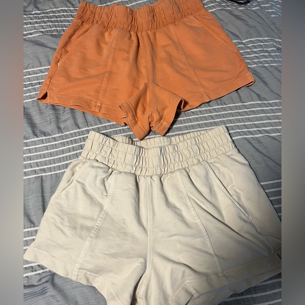 Casual soft shorts